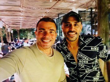 شاهد .. بالصورة - عمرو دياب برفقة محمد يحيى في دبي