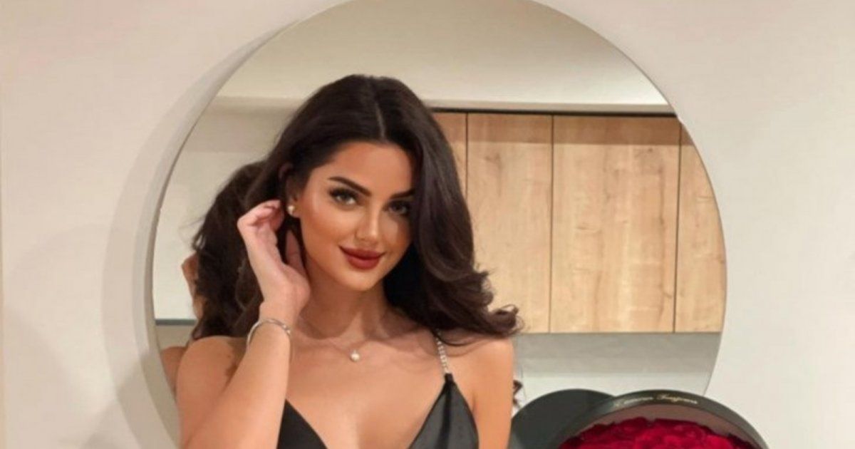 شاهد .. ماهلاغا جابري تتألق بإطلالتها على البحر في بيت من زجاج! -بالصور