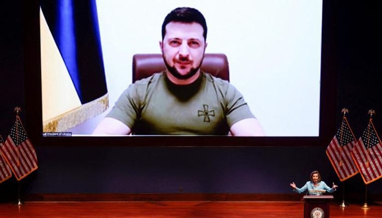 الآن على “نتفليكس”.. كوميديا ​​من بطولة رئيس أوكرانيا