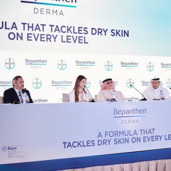 شاهد .. نانسي عجرم تتألق باللون الأبيض.. وجمالها حديث المتابعين