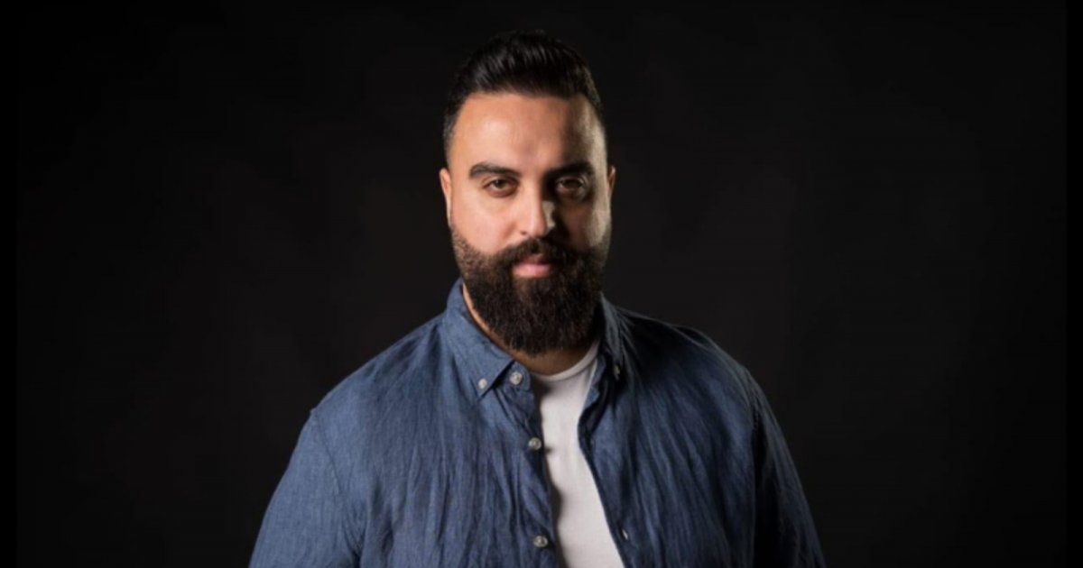 شاهد .. خاص بالصور- مجيد الرمح يحيي سهرة مميزة ويكشف لـ الفن عن أعماله الجديدة