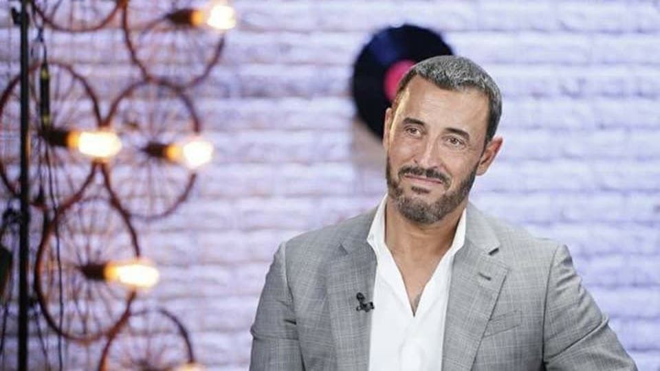 كاظم الساهر يعلن وفاة أم أولاده – صورة