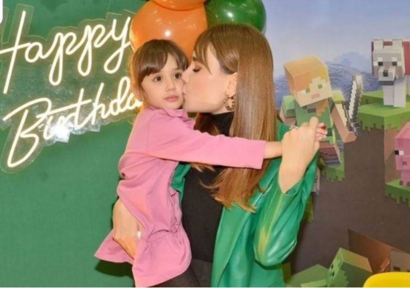 برفقة زوجته .. رامي عياش يحتفل بعيد ميلاد ابنه أرام- صور