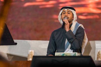 شاهد .. فؤاد عبد الواحد وأصيل أبو بكر وعلي بن محمد يغنون سوياً في الرياض.. بالصور