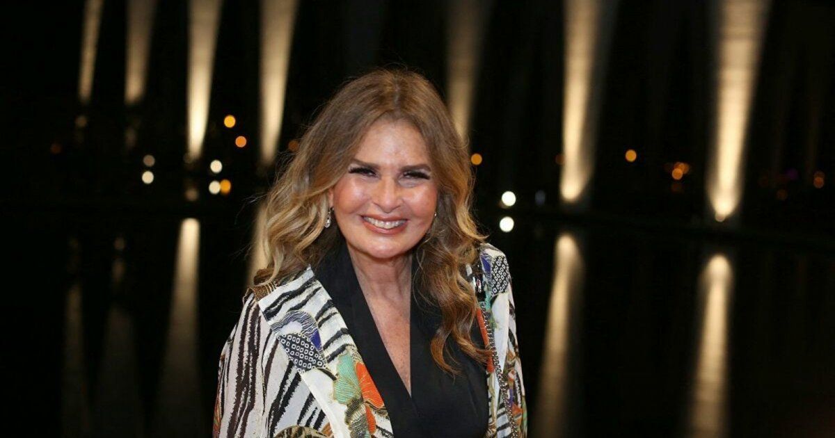 شاهد .. خاص- يسرا تغني الأغنية الدعائية لـ"أحلام سعيدة" بصوتها