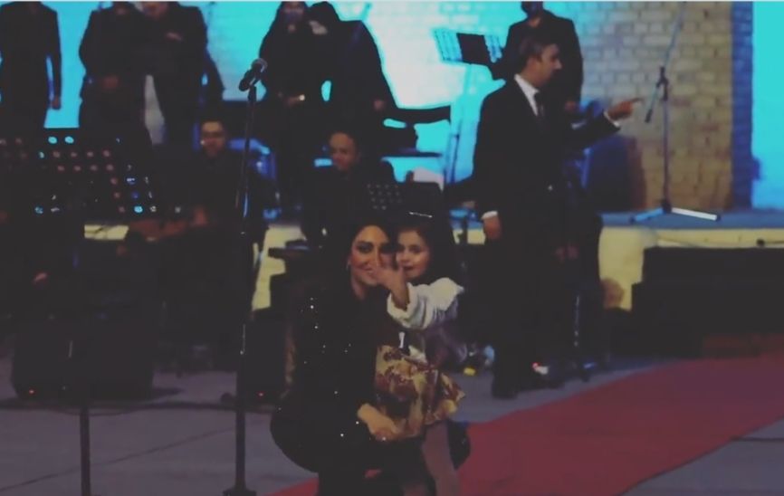 ديانا حداد تنثر الفرح وتشعل مسرح مهرجان بابل بالعراق – صور