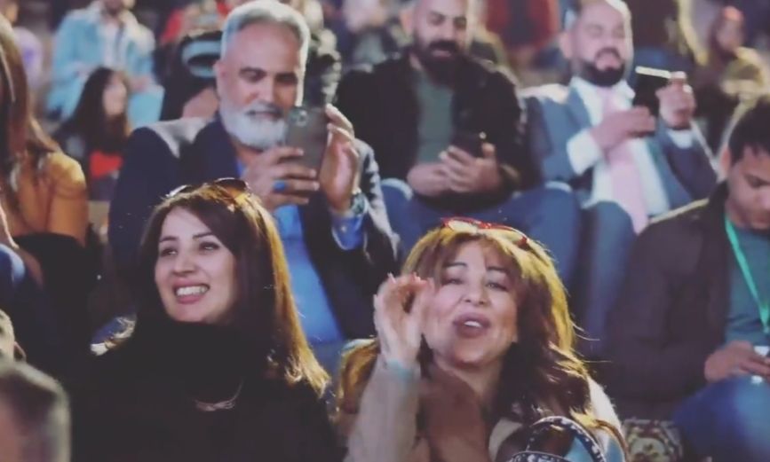 ديانا حداد تنثر الفرح وتشعل مسرح مهرجان بابل بالعراق – صور