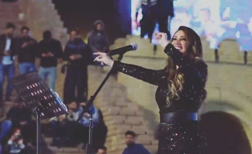 ديانا حداد تنثر الفرح وتشعل مسرح مهرجان بابل بالعراق – صور