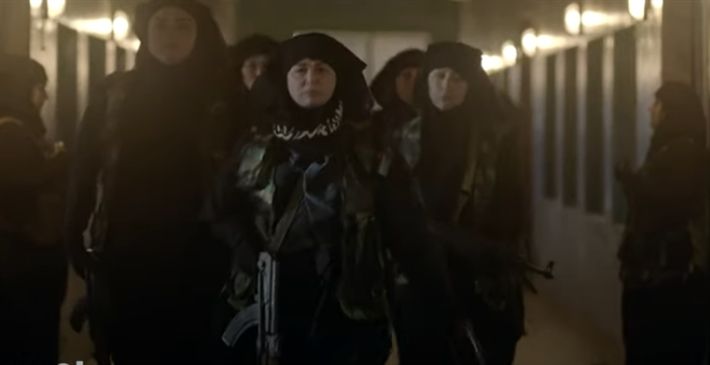 إلهام شاهين ماسكة جهاد نساء داعش في رمضان – فيديو