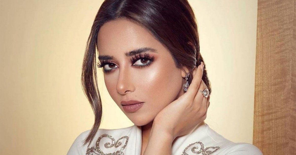شاهد .. جائزة "الفنانة الخليجية للعام" من نصيب بلقيس فتحي.. وهكذا علقت