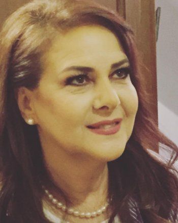 شاهد .. بالصورة- إيمي سمير غانم ترثي والدتها دلال عبد العزيز بعيد الأم وهكذا عبرت عن شوقها لها