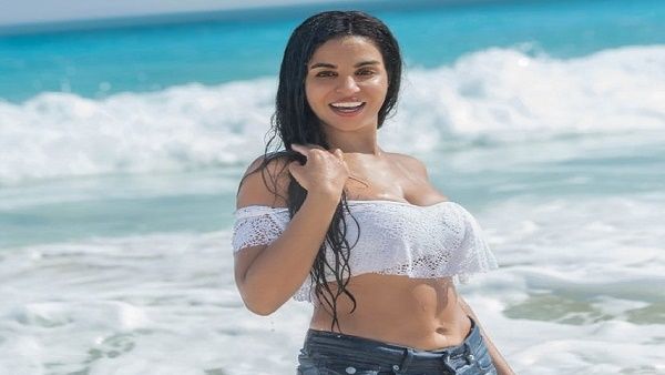 ايه اللي عملتيه في نفسك يـ” نسرين ” في البرد ده – شاهد