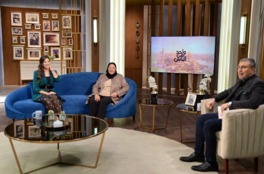 هايدى موسى تبهر عمرو الليثى بأغنية بعيد عنك لام كلثوم … فيديو وصور