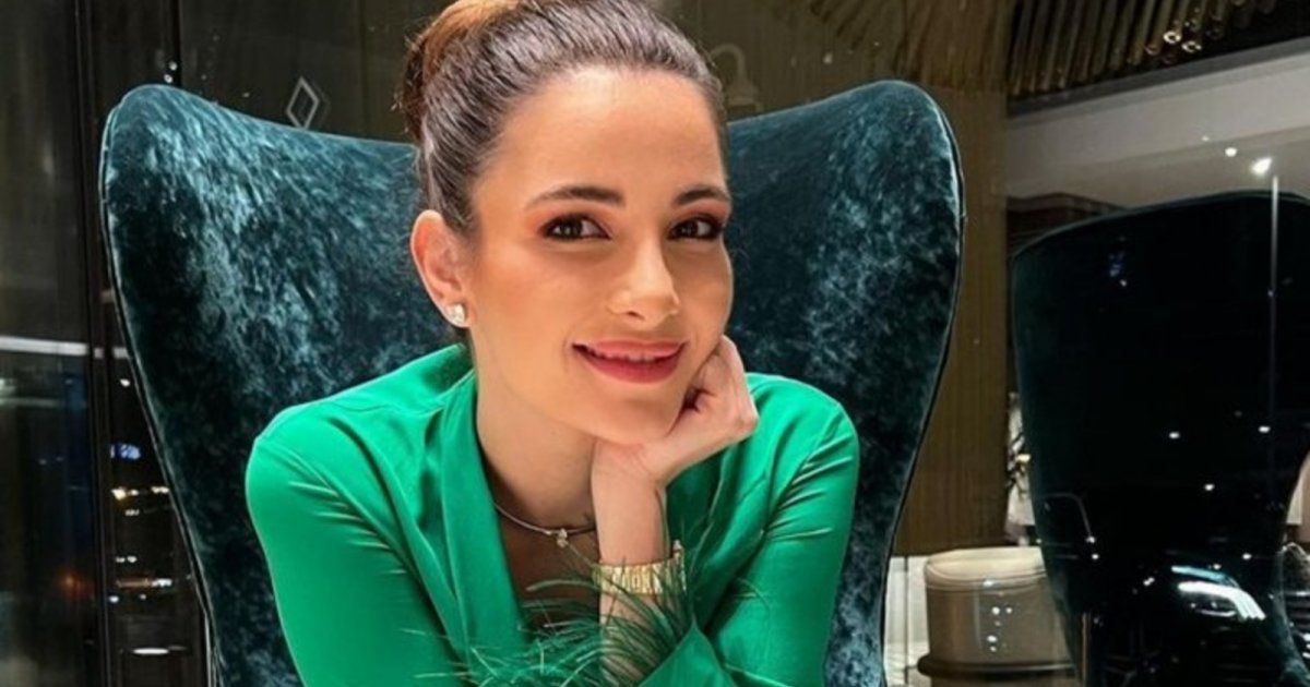 شاهد .. صور رومانسية تجمع شام الذهبي وزوجها وطرافة فائق حسن وأيمن الذهبي حديث المتابعين