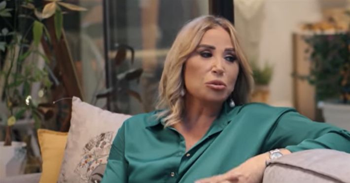 إيناس الدغيدي فضلت 9 سنين سنجل بسبب اختلاف الديانة