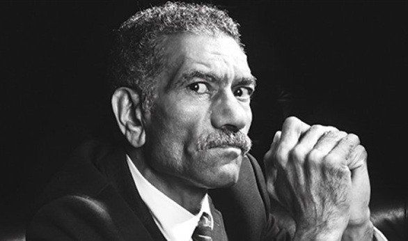 شاهد .. سيد رجب يمتنع عن الرد على طليقته احتراماً للعشرة ومحاميه :القضية أمام المحكمة-بالصورة