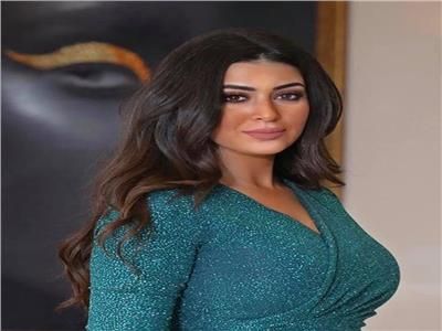 ميرنا نور الدين تستعرض إنوثتها علي إنستجرام – شاهد