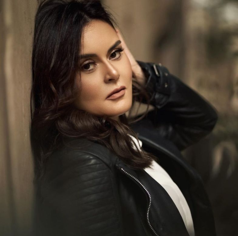 رشا مهدي تسحر متابعيها من أحدث جلسة تصوير لها – شاهد