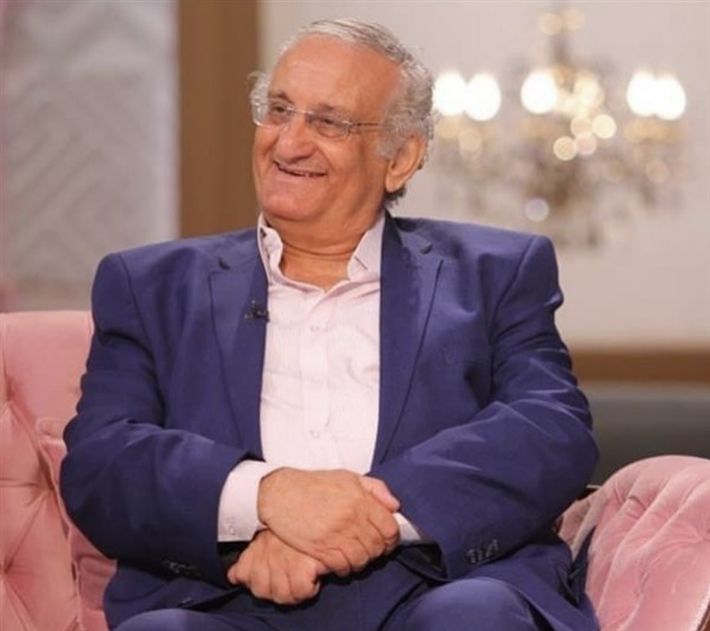 بالصور – عادل إمام يظهر من جديد و ينعي أحمد حلاوة