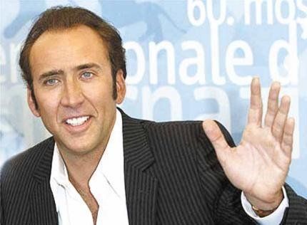 شاهد .. نيكولاس كيدج يتصدر مواقع التواصل الإجتماعي بصوره الأخيرة