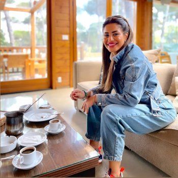 شاهد .. بالصورة- منة فضالي بأحدث إطلالاتها من لبنان