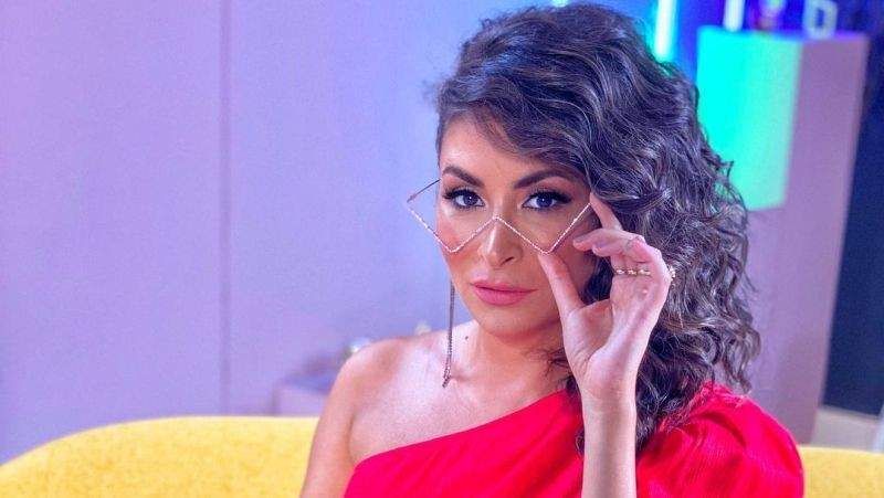 شاهد .. بالفيديو - هكذا إحتفلت ديما بياعة بعيد ميلا زوجها ...والجمهور يشيد برومانسيتها