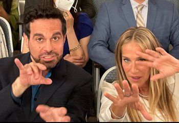 شاهد .. بالصور- هكذا إحتفل الممثلون والمتابعون بعيد ميلاد سارا جيسيكا باركر