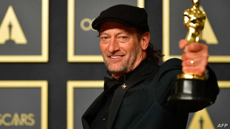 لأول مرة.. ممثل أصم يفوز بجائزة الأوسكار