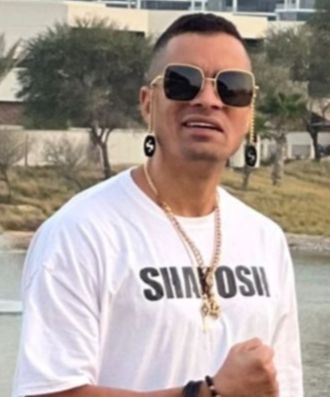 حسن شاكوش يتألق بإطلالة غريبة في احدث ظهور له- شاهد