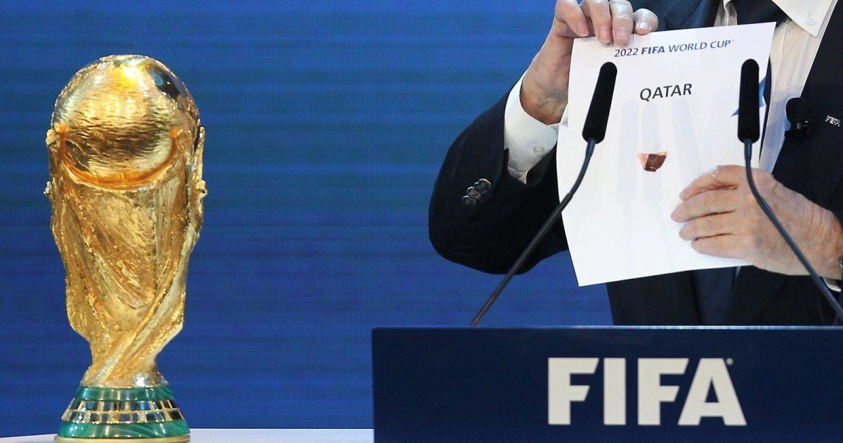 شاهد .. إعلامية لبنانية تختارها الـ FIFA لتقديم حفل الكشف عن كرة كأس العالم قطر 2022