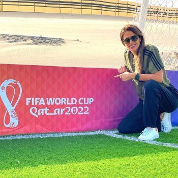 شاهد .. إعلامية لبنانية تختارها الـ FIFA لتقديم حفل الكشف عن كرة كأس العالم قطر 2022