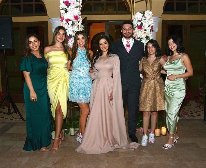 عروسة زي القمر – حميد الشاعري يحتفل بخطوبة إبنته .. شاهد