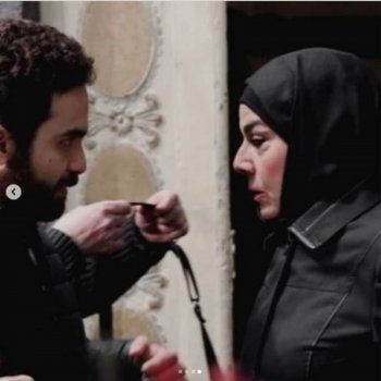 شاهد .. صباح الجزائري تستقبل أمل عرفة في منزلها.. والجمهور يستذكر عشتار وعمتها فلك