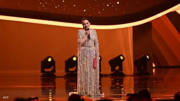 بالصور.. شريهان مفاجأة قرعة كأس العالم قطر 2022