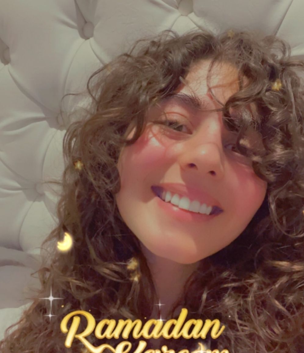 بإطلالة طبيعية .. مايان السيد تهنئ متابعيها بحلول شهر رمضان المبارك