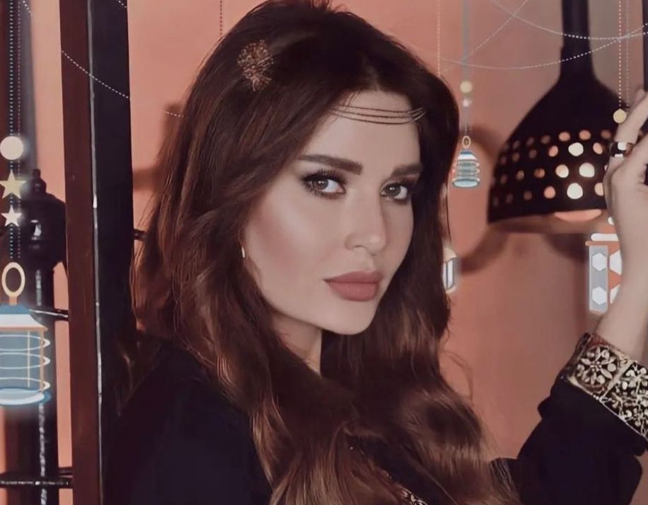 بالعباية.. سيرين عبدالنور تعنى متابعيها بحلول شهر رمضان المبارك