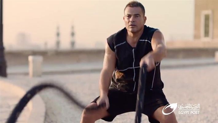 بالفيديو – الرياضة والاجتهاد سر نجاح عمرو دياب