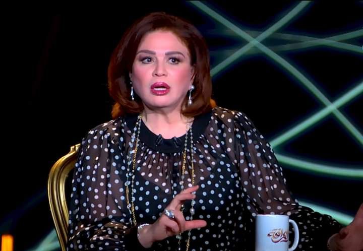 مي العيدان ل الهام شاهين احترامى سنك