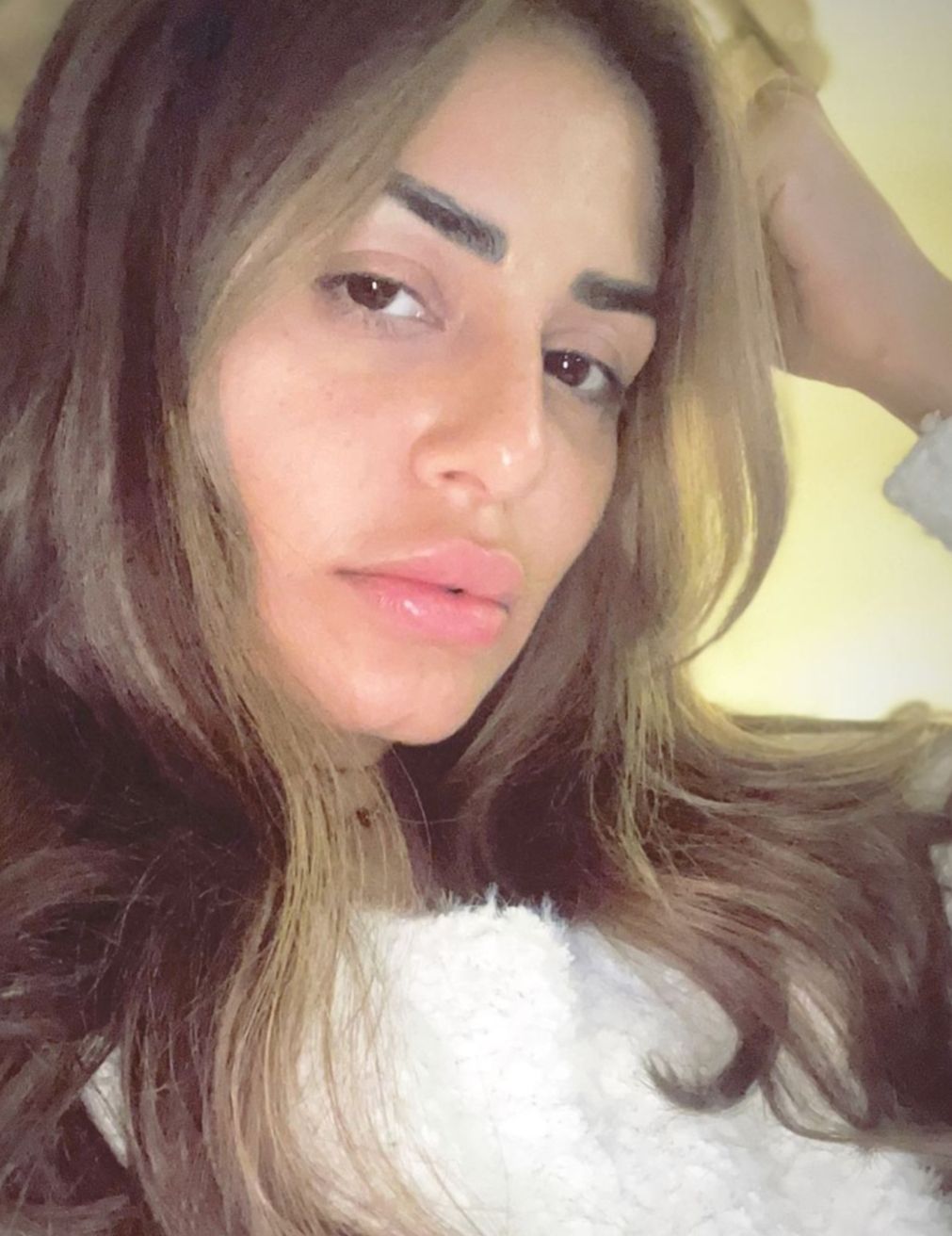 بدون ماكياج .. منة فضالي تثير اعجاب متابعيها- شاهد