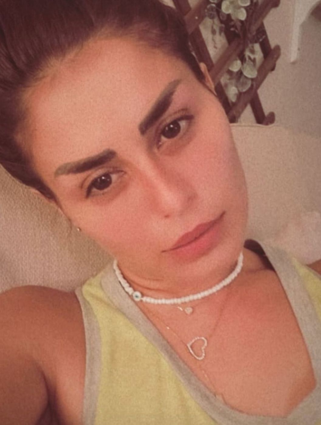 منة فضالي تتألق بإطلالة صباحية مشرقة في احدث ظهور لها- شاهد