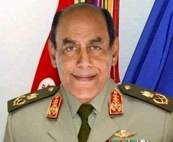 أشرف زكي ينفي وفاة أحمد بدير: بصحة جيدة وفي منزله