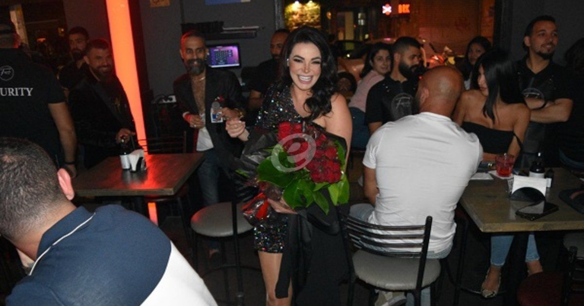 شاهد .. خاص وبالصور- بأجواء حماسية.. هكذا إحتفلت نانسي نصر الله بعيد ميلادها