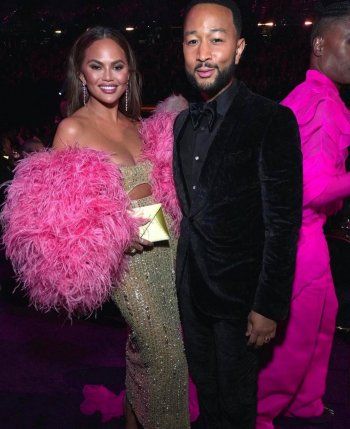 شاهد .. بالصورة - ثلاث نجمات يلبسن من مصممين لبنانيين خلال الغرامي 2022