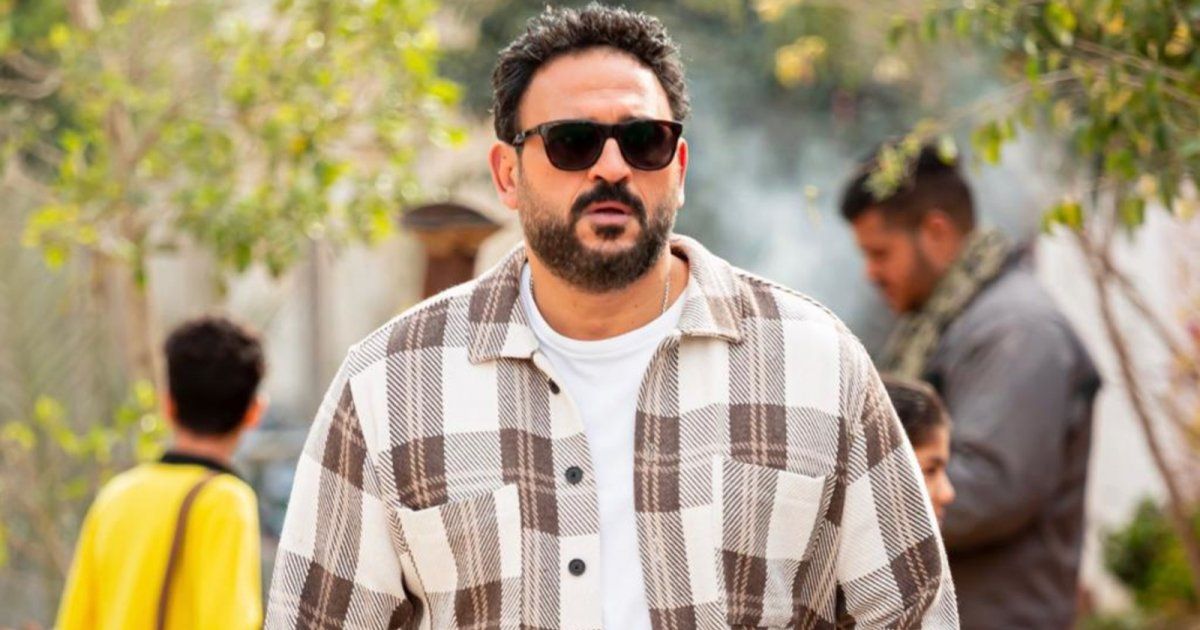 شاهد .. أكرم حسني يتصدر الترند  بعد عرض الحلقة الثالثة من مكتوب عليا