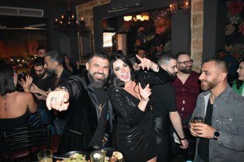 شاهد .. خاص وبالصور- بأجواء حماسية.. هكذا إحتفلت نانسي نصر الله بعيد ميلادها