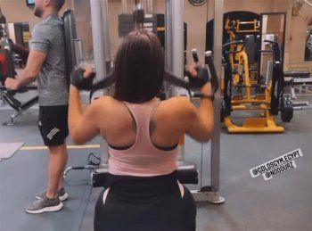 شاهد .. بالصور - هدى الأتربي بإطلالة نارية من الجيم...والجمهور يتفاعل