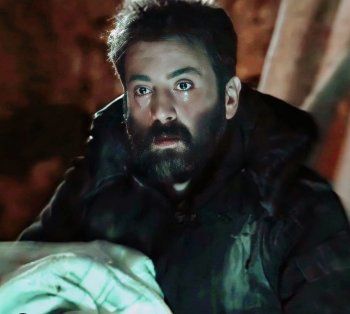 شاهد .. يامن الحجلي بأول رسالة للجمهور بعد الأصداء الإيجابية على مسلسل "مع وقف التنفيذ"