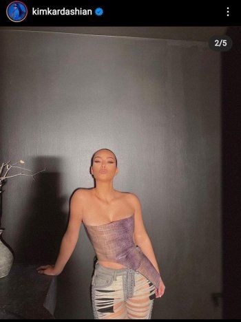 شاهد .. كيم كارداشيان بصور أثارت الجدل