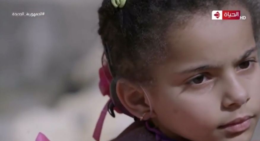 واحد من الناس يحقق حلم مدرس ويفك كربه و يساهم فى تكاليف علاج اولاده