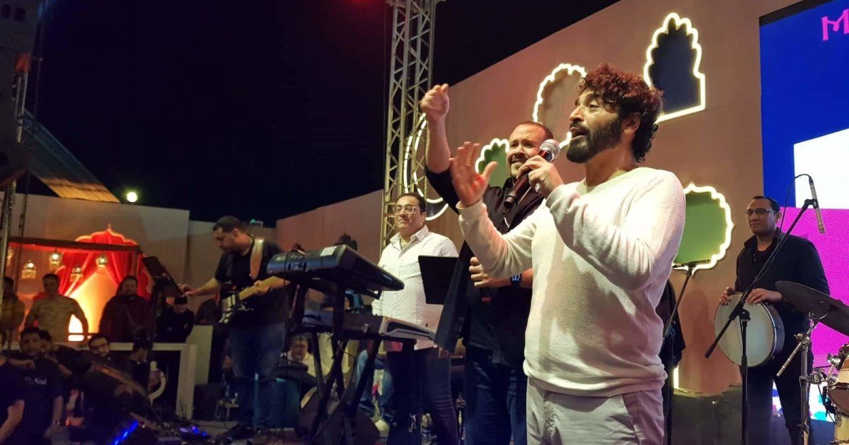 شاهد .. بالصور - حميد الشاعري وهشام عباس يخطفون الأنظار في سهرة رمضانية مبهجة